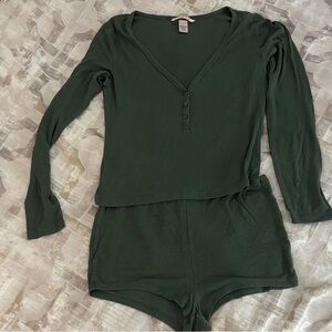 Victoria's Secret Dark Green Pajama Set